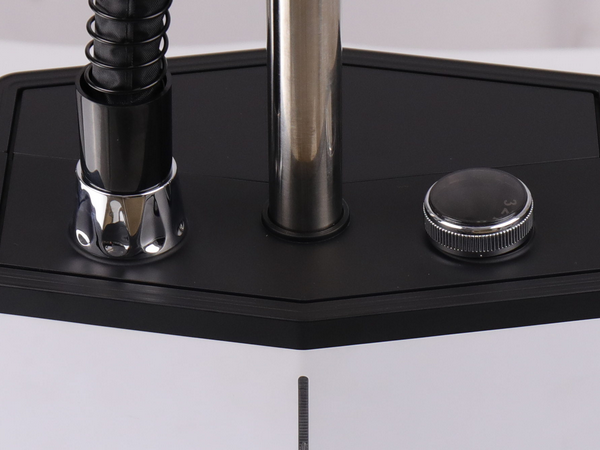 Gestion du flux vapeur du défroisseur professionnel HG38